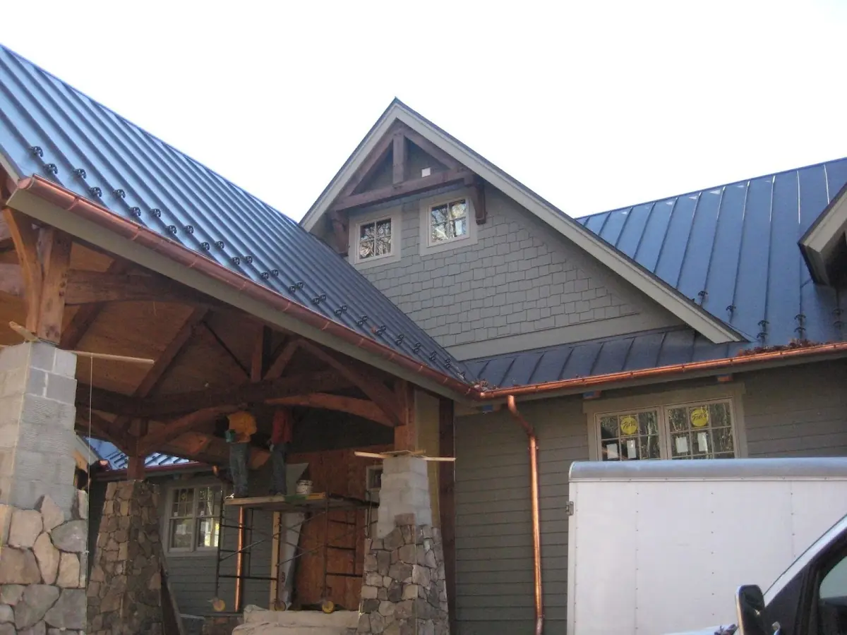 Craftsman Roofing team delivering quality roofing work in Saint Louis